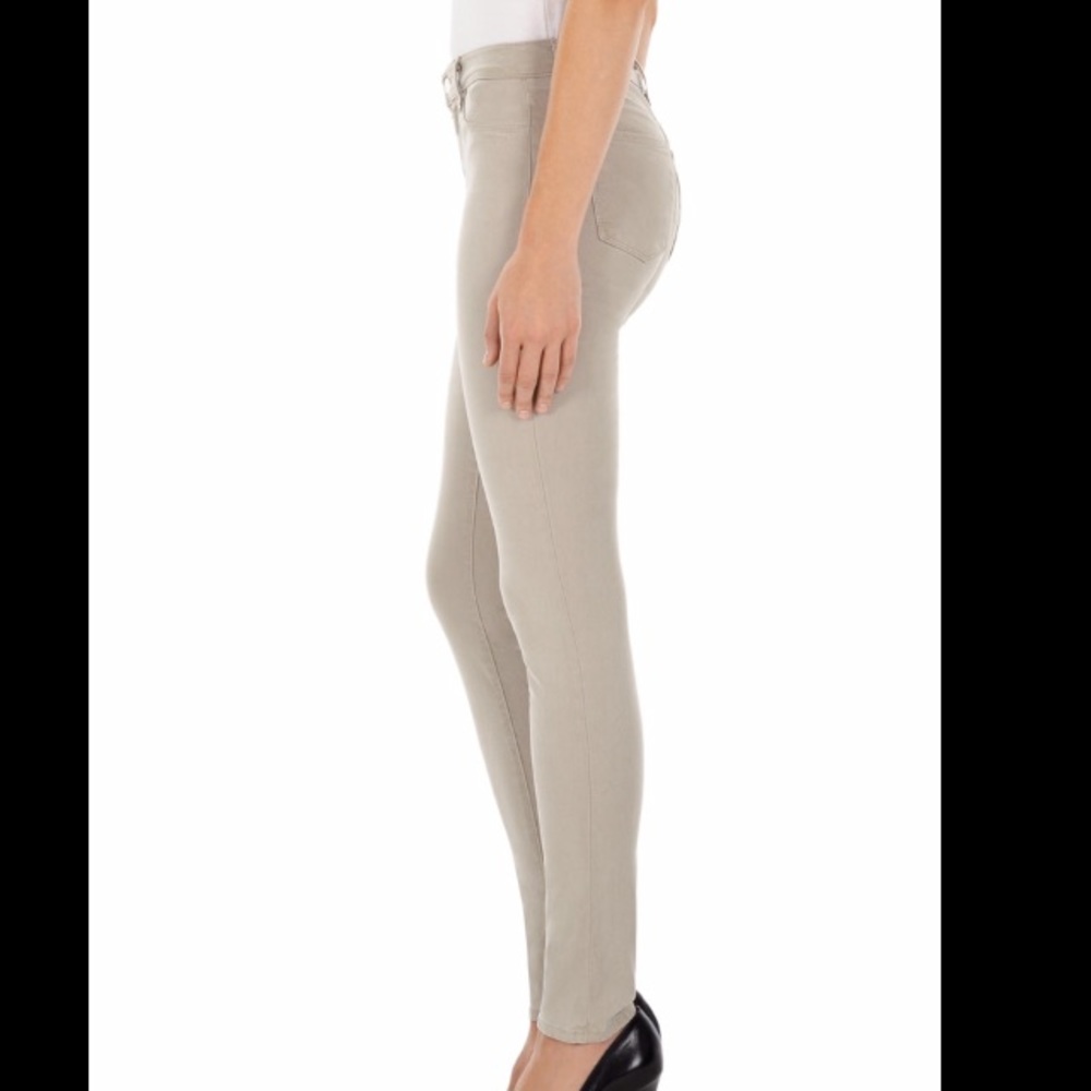 J Brand luxe sateen mid-rise super skinny pant